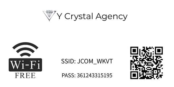 Yクリスタル探偵社の無料Wi-Fi情報。SSIDとパスワード、QRコードが記載されており、お客様が自由にインターネット接続を利用できることを示す。